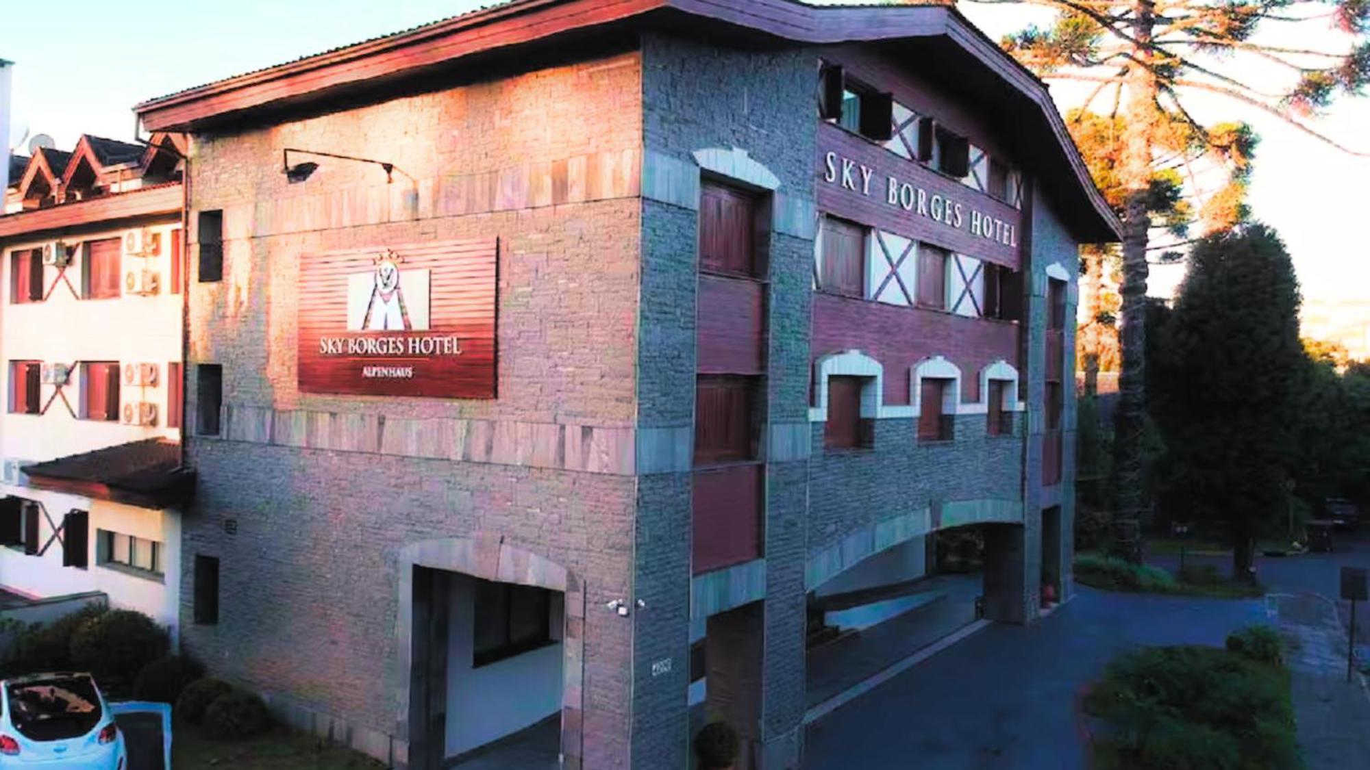 Apart-Hotel Em Gramado, Padrao 4 Estrelas, No Centro Экстерьер фото