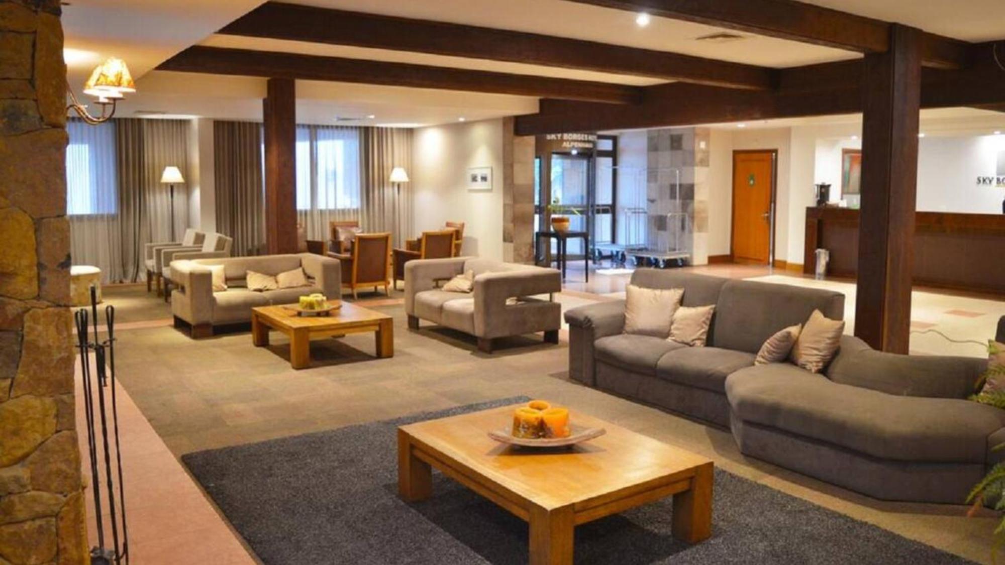 Apart-Hotel Em Gramado, Padrao 4 Estrelas, No Centro Экстерьер фото